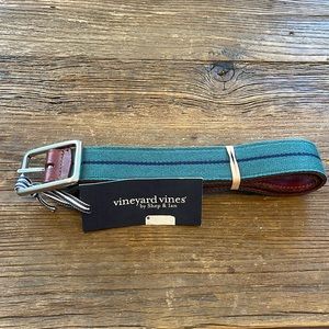 Men’s Vineyard Vines leather and webbing reversible belt in ‘Charleston Green’